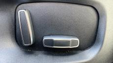 Jaguar F-Pace 2.0d [180] Chequered Flag 5dr Auto AWD Diesel Estate